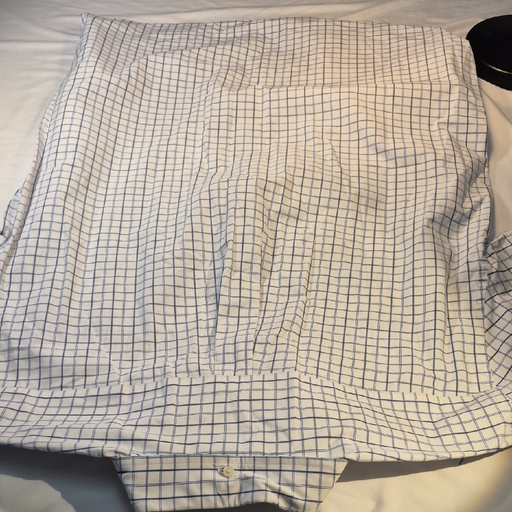 Tommy Hilfiger Blue and White Casual Button Down Shirt - Picture 11 of 14